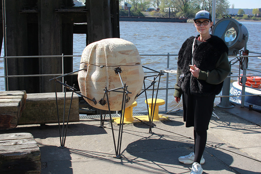 AnneMarie Maes und der Bienenstock © Stadtkuratorin Hamburg
